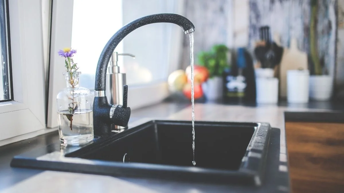Cara Bersihkan Sinki Dapur Elak Tersumbat