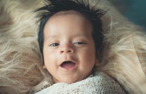 5 Cara Rangsang Otak Bayi Supaya Jadi Bijak