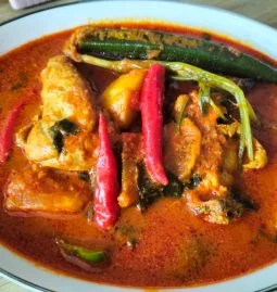 Resepi Kari Ayam Bangladesh. Super Mudah, Tak Perlu Tumis